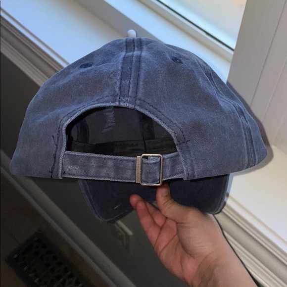 Hat - Picture 3 of 6